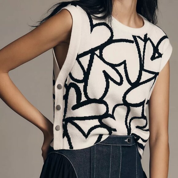(S) Maeve Button-Side Heart Sweater Vest / Anthropologie - Picture 1 of 6